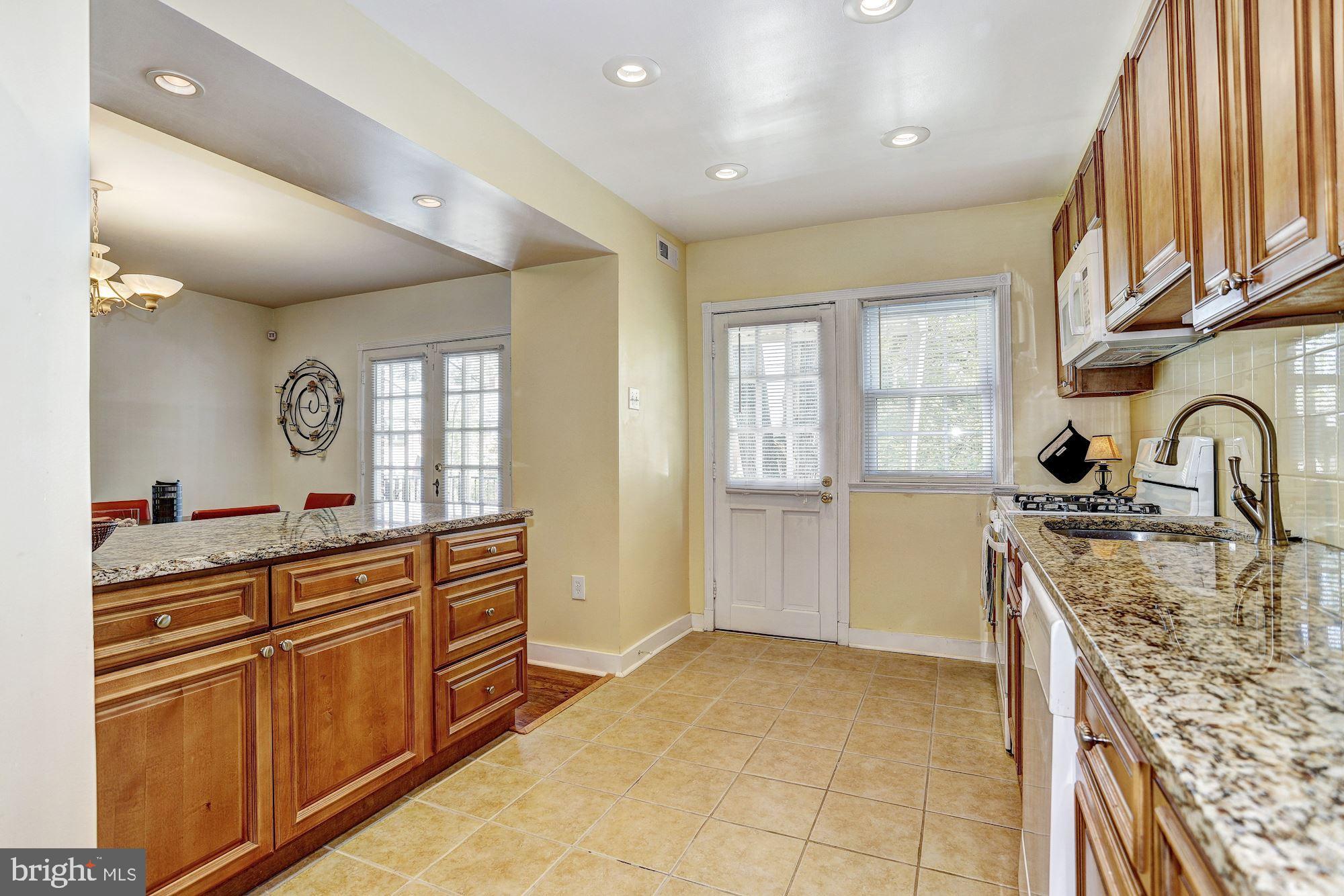 1513 Roundhill Road Baltimore, MD 21218 - Photo 12 of 33 Gallery Image 12