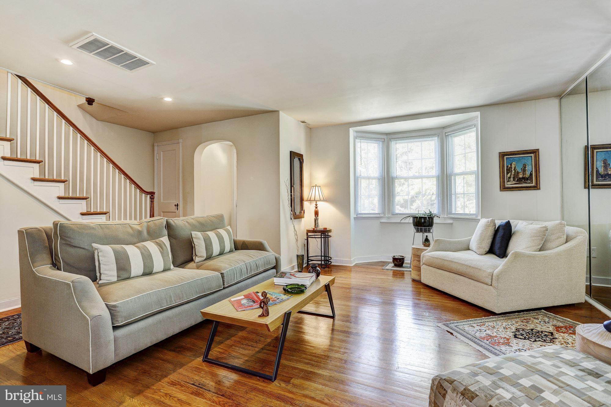 1513 Roundhill Road Baltimore, MD 21218 - Photo 6 of 33 Gallery Image 6