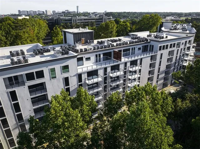 $2,467 | 1960 Spectrum Circle, Unit 2740, Marietta, GA 30067