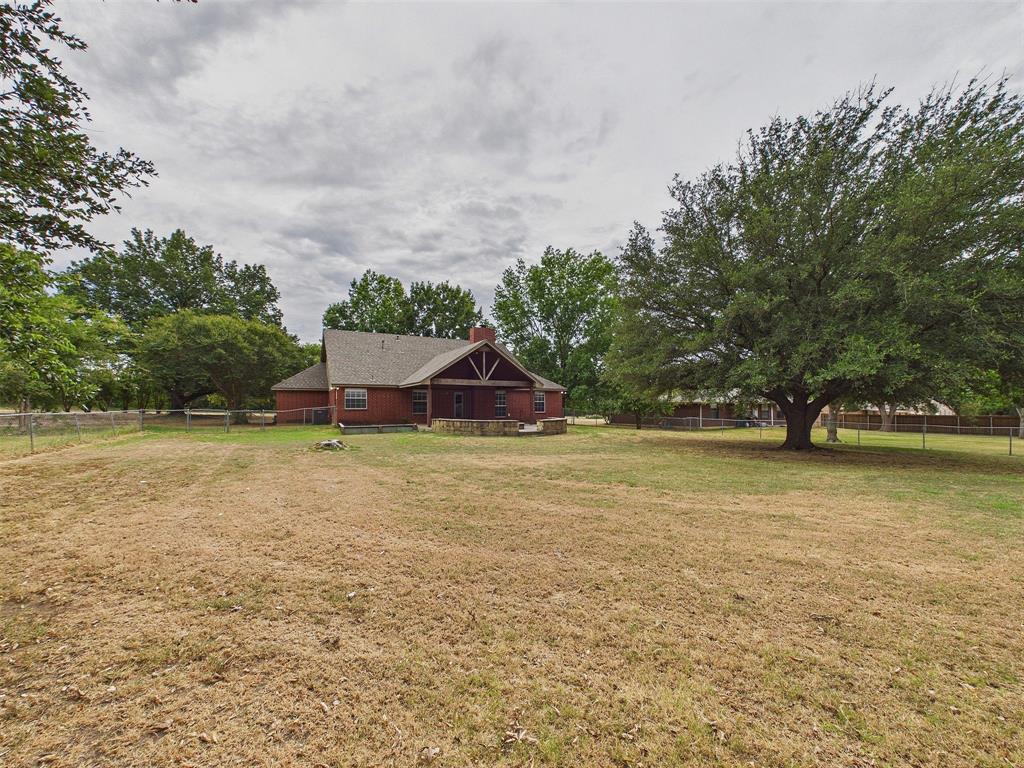616 West Walcott Street Pilot Point, TX 76258 - Photo 35 of 36 Gallery Image 35