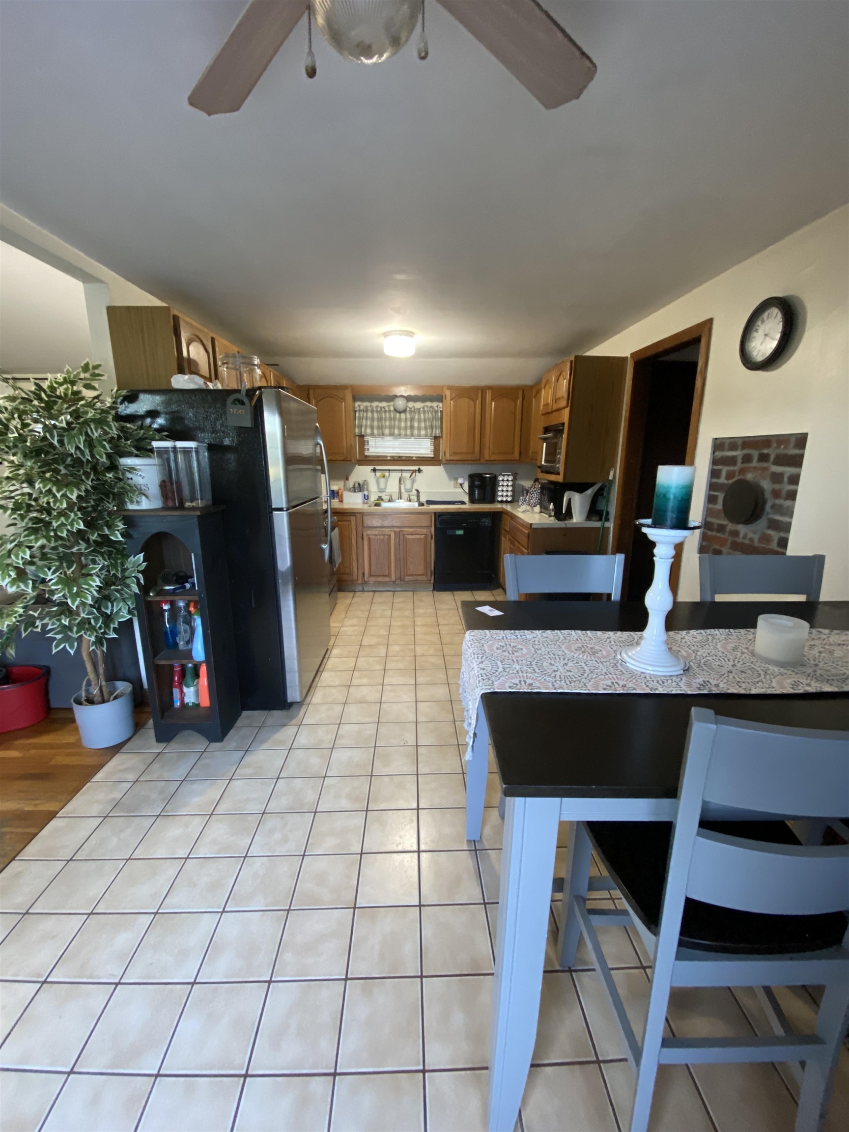 325 Whitehall Road Hooksett, NH 03106 - Photo 4 of 33 Gallery Image 4