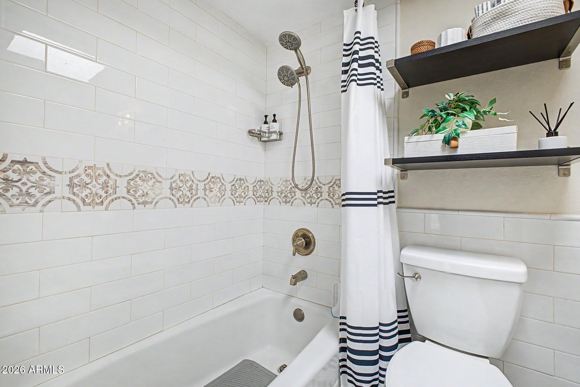 7972 East Cactus Wren Road Scottsdale, AZ 85250 - Photo 21 of 45 Guest Ensuite
