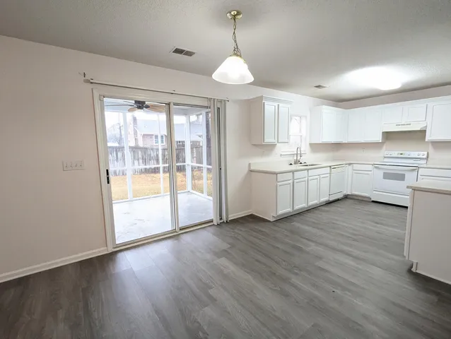 $389,990 | 2452 Melville Road, North Charleston, SC 29406