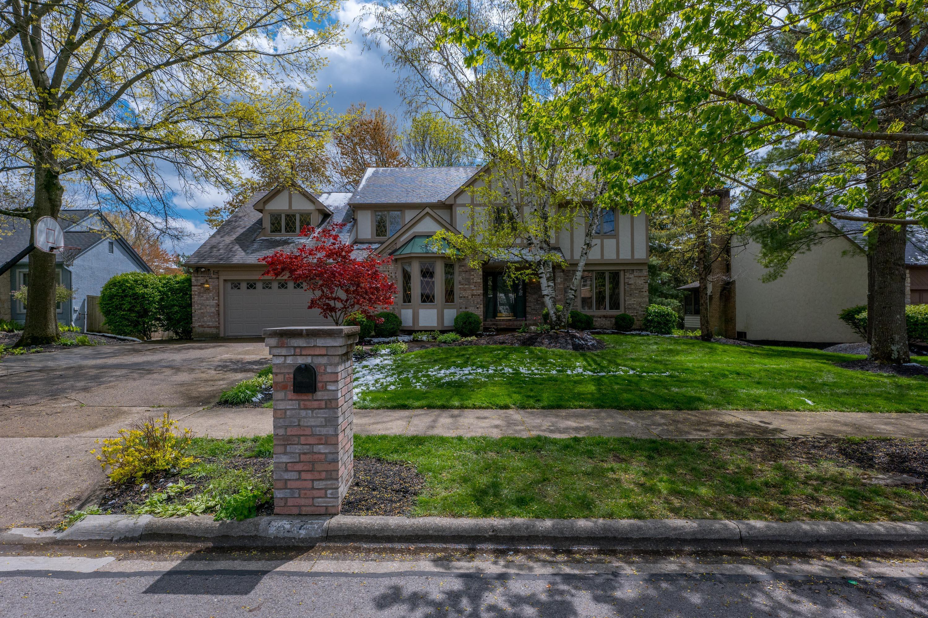 997 Pine View Road Westerville, OH 43081 - Photo 1 of 96 Gallery Image 1