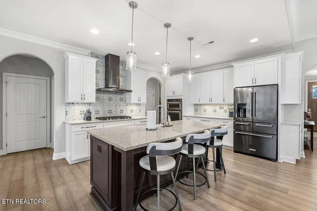 $750,000 | 183 Amohi Way, Loudon, TN 37774