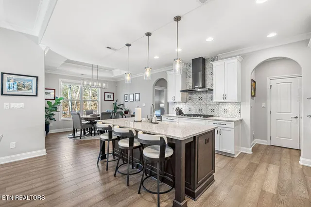 $750,000 | 183 Amohi Way, Loudon, TN 37774