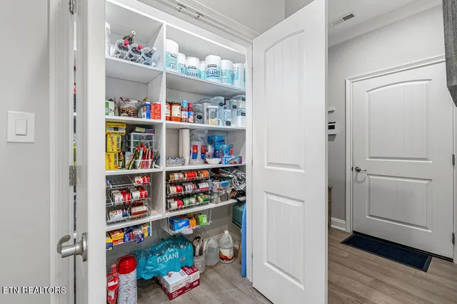 $750,000 | 183 Amohi Way, Loudon, TN 37774