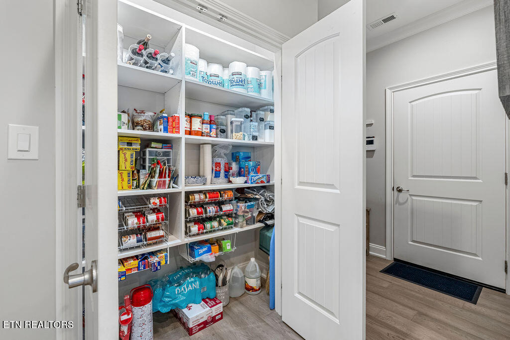 183 Amohi Way Loudon, TN 37774 - Photo 22 of 50 DSC06340-HDR