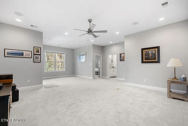 $750,000 | 183 Amohi Way, Loudon, TN 37774