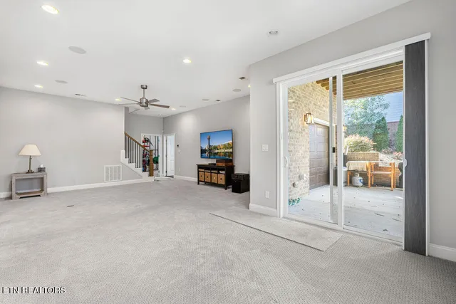 $750,000 | 183 Amohi Way, Loudon, TN 37774