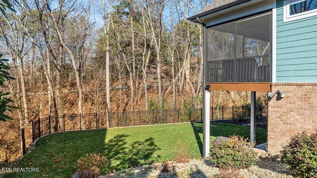 $750,000 | 183 Amohi Way, Loudon, TN 37774