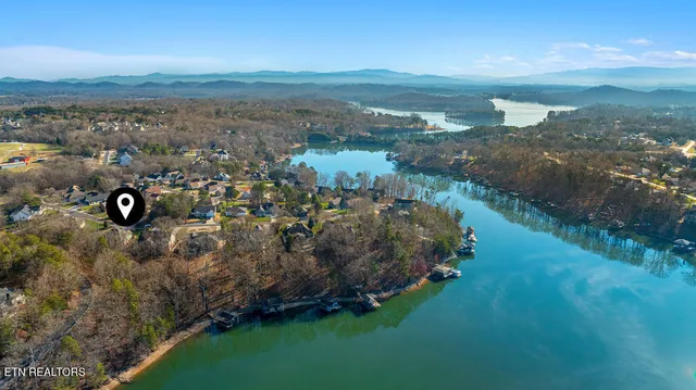 $750,000 | 183 Amohi Way, Loudon, TN 37774