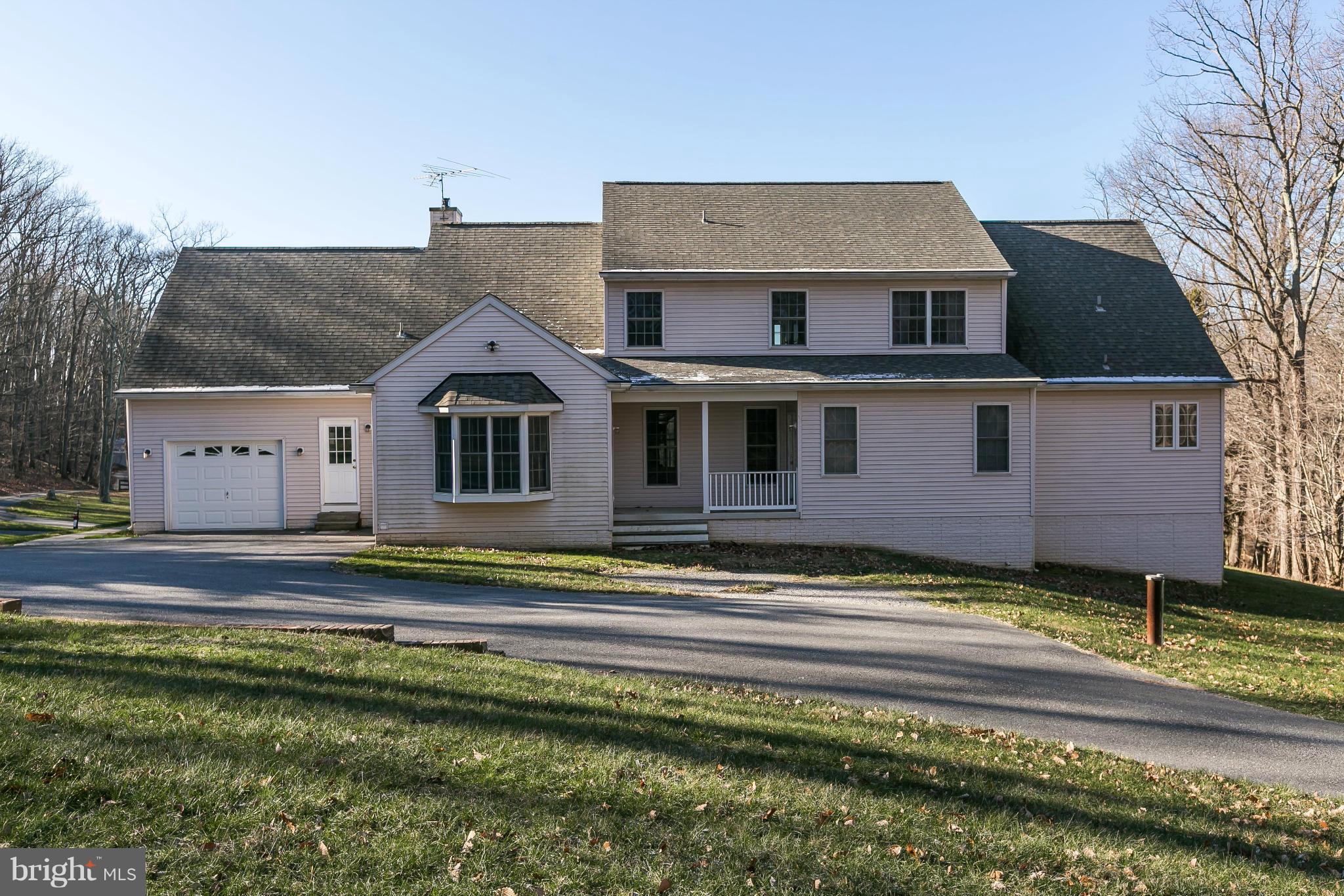 Exterior (Rear)