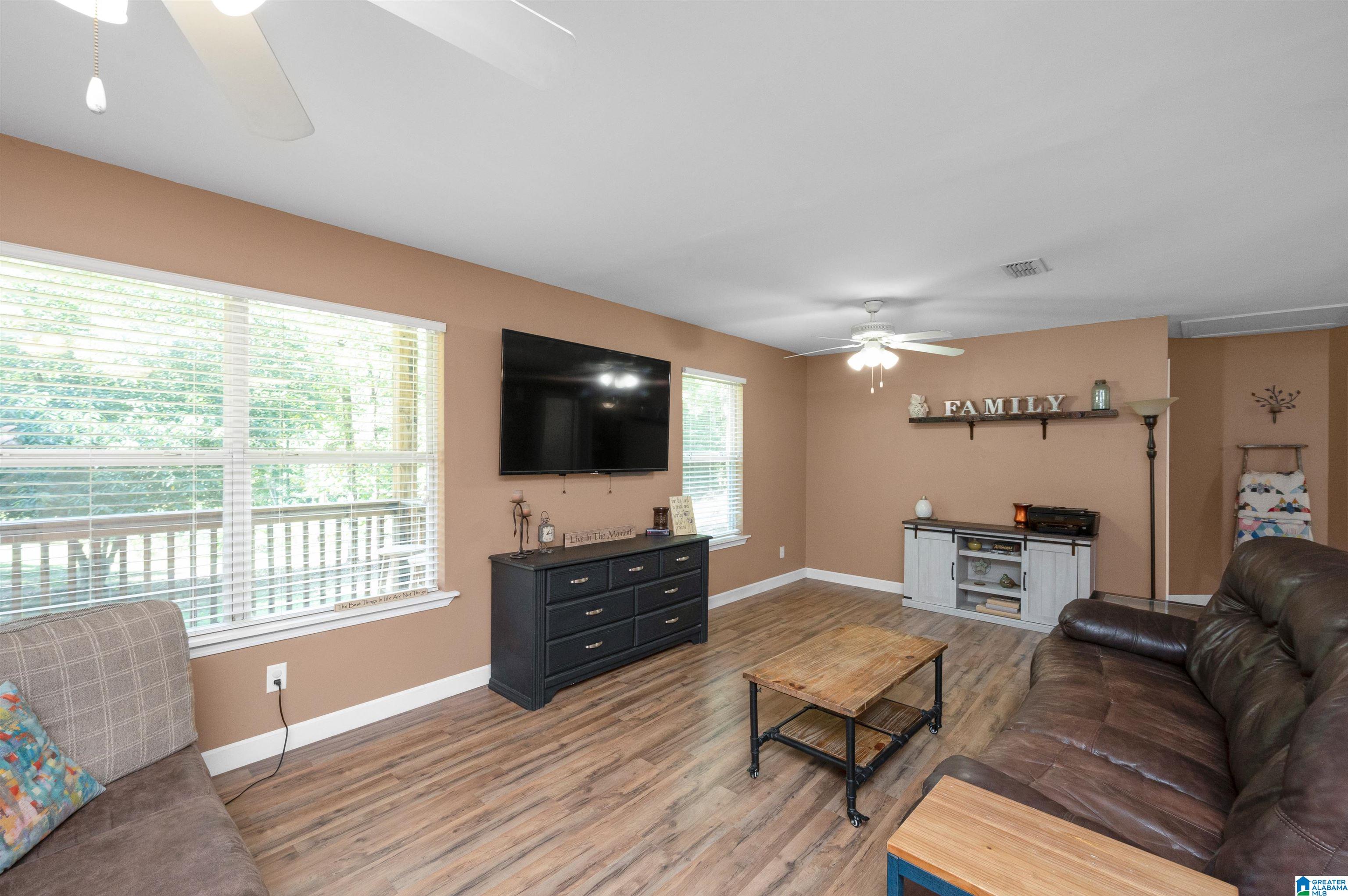 5976 Averhart Road Mount Olive, AL 35117 - Photo 6 of 38