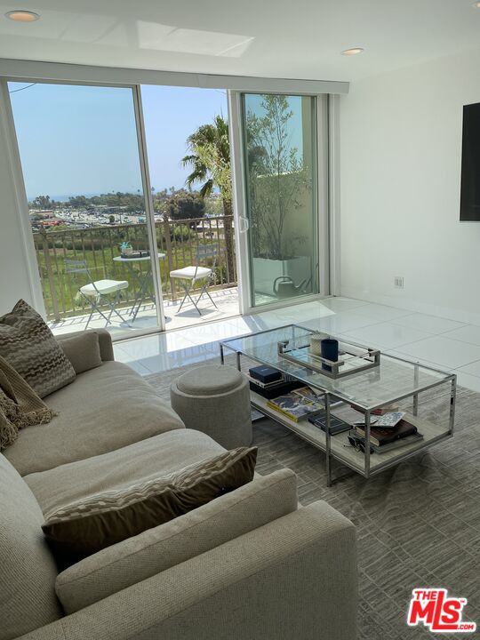 23901 Civic Center Way, Unit 114 Malibu, CA 90265 - Photo 12 of 38