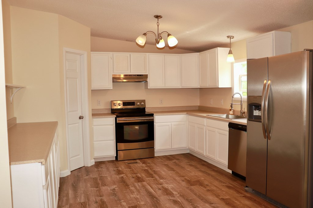 155 Sand Road Morrisonville, NY 12962 - Photo 4 of 21 Gallery Image 4