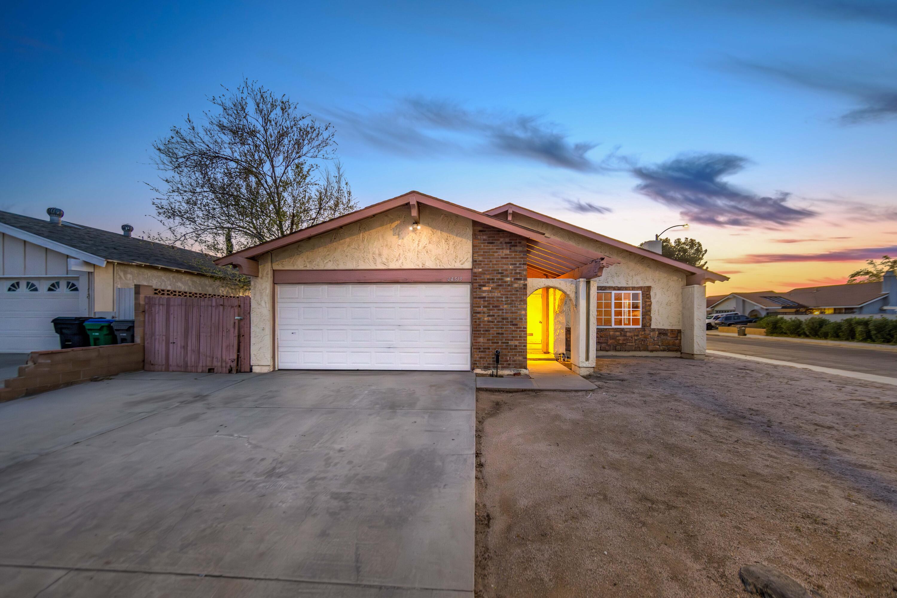 44519 Benald St-3