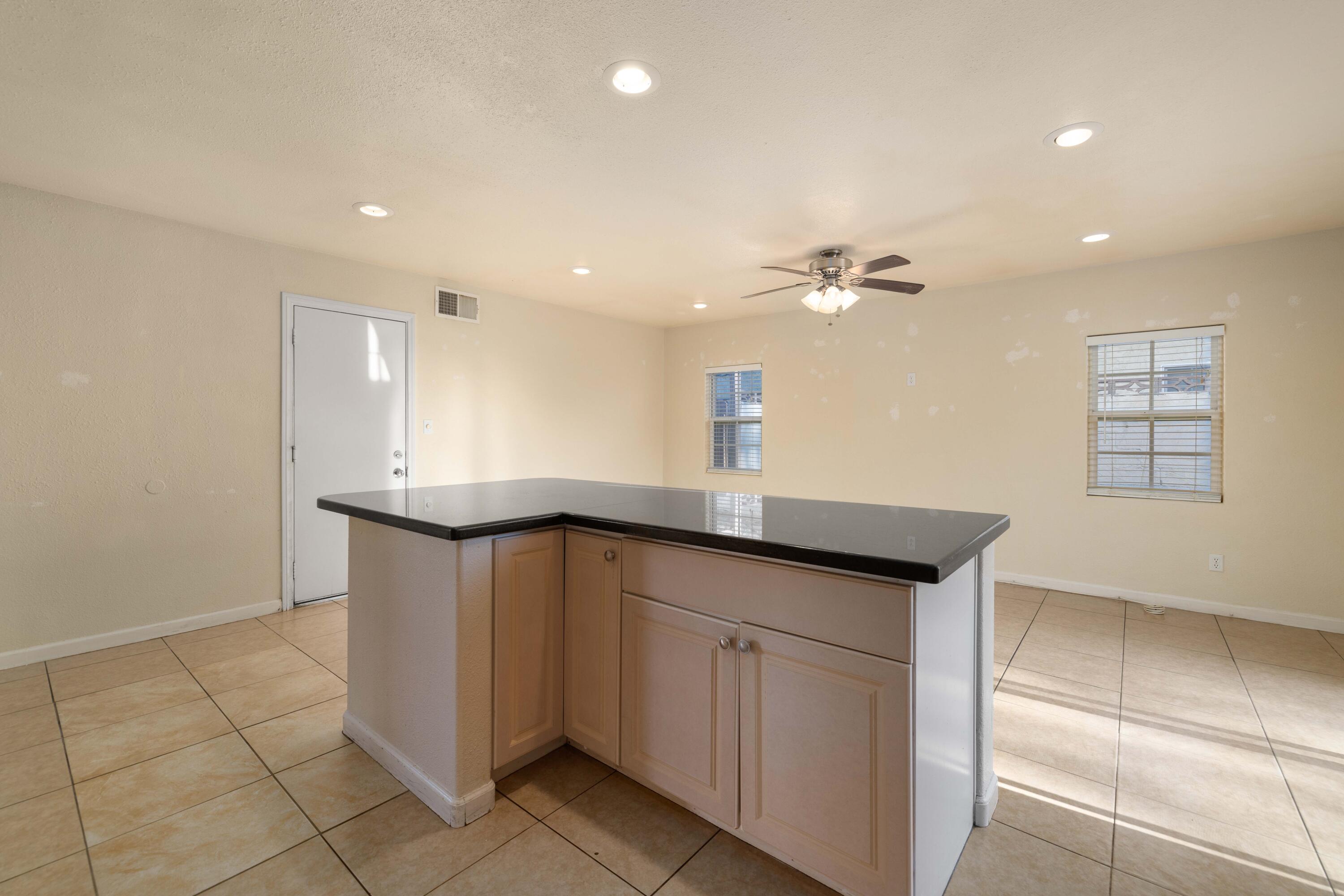 44519 Benald Street Lancaster, CA 93535 - Photo 12 of 29 44519 Benald St-12