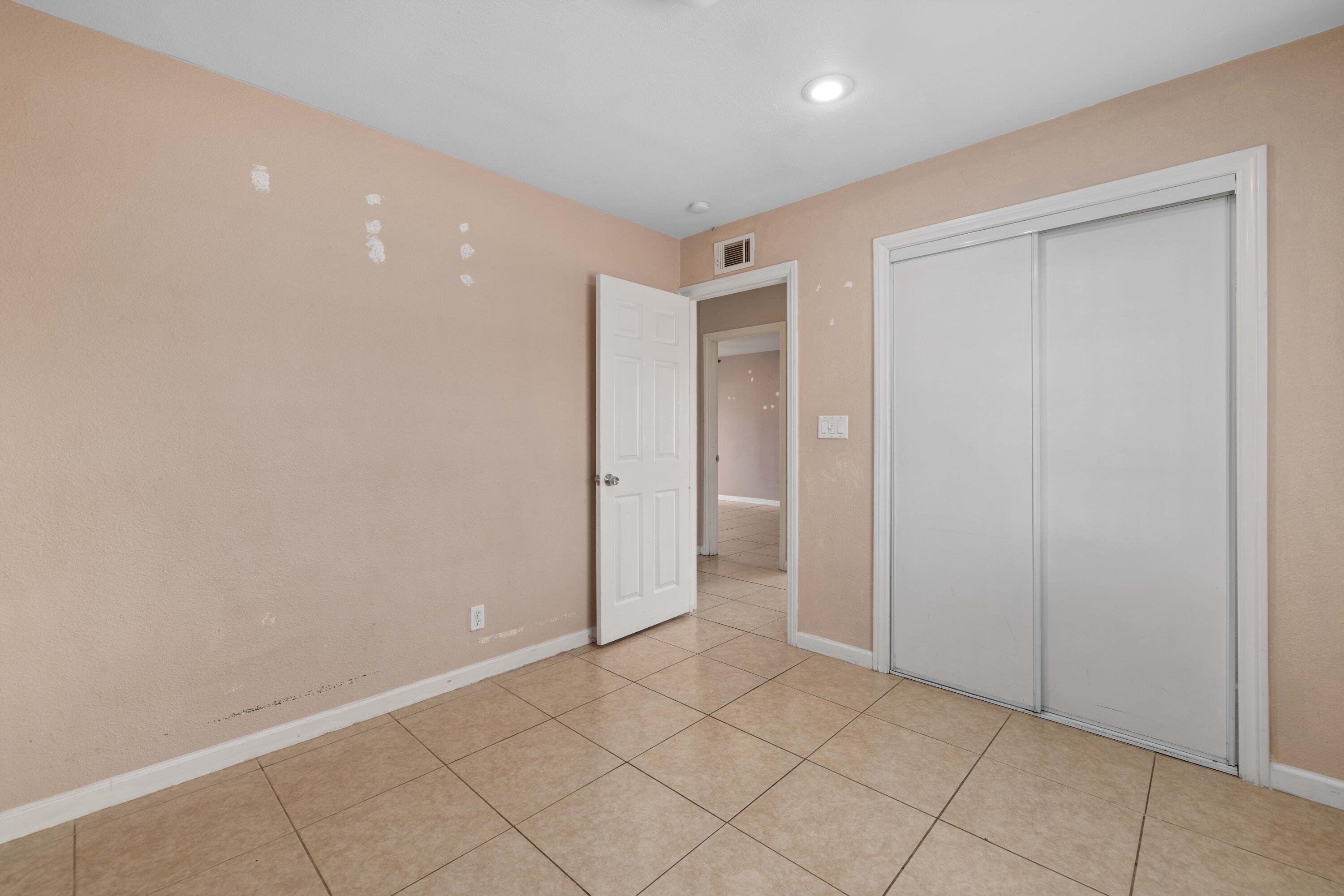 44519 Benald Street Lancaster, CA 93535 - Photo 17 of 29 44519 Benald St-17