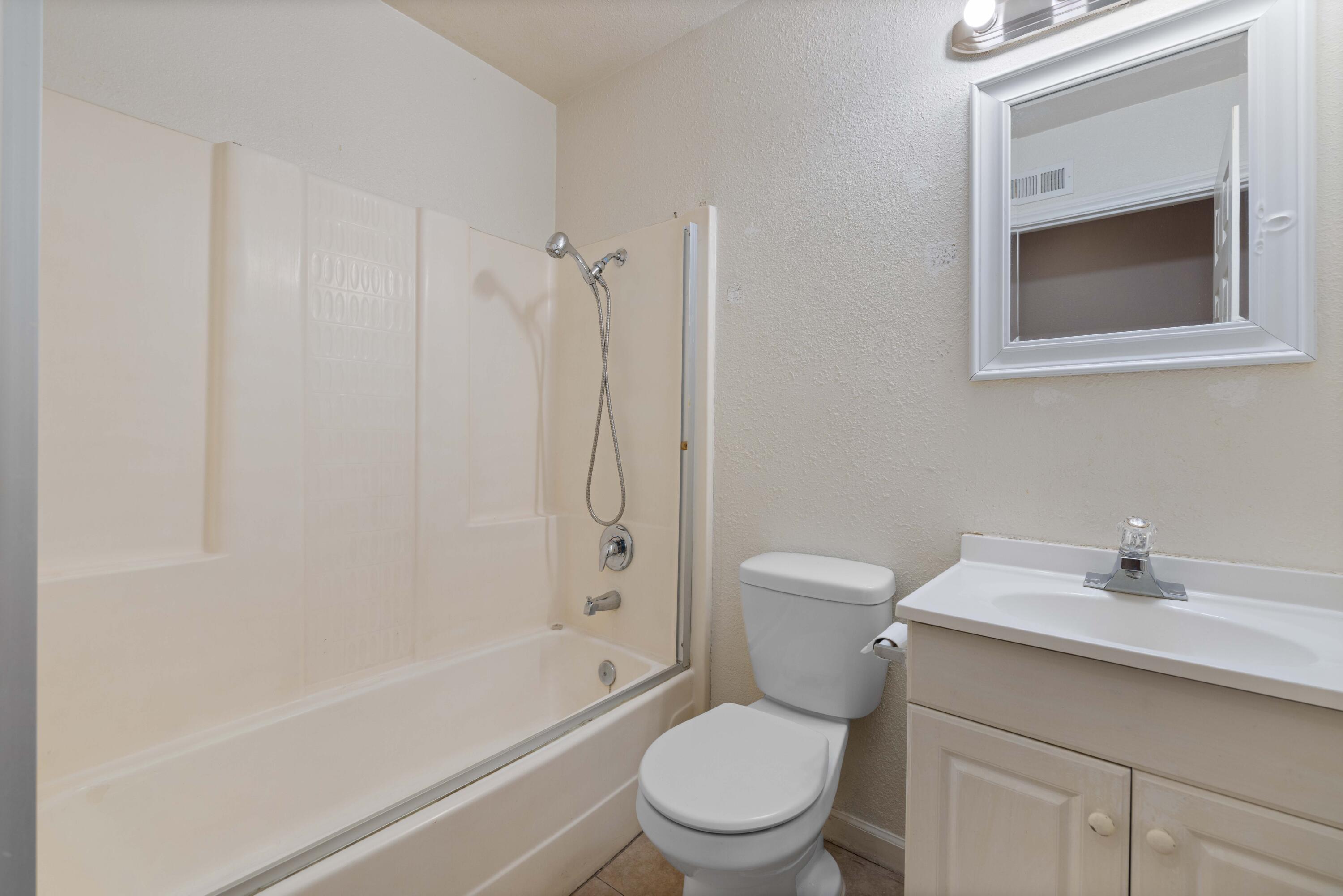 44519 Benald Street Lancaster, CA 93535 - Photo 20 of 29 44519 Benald St-20
