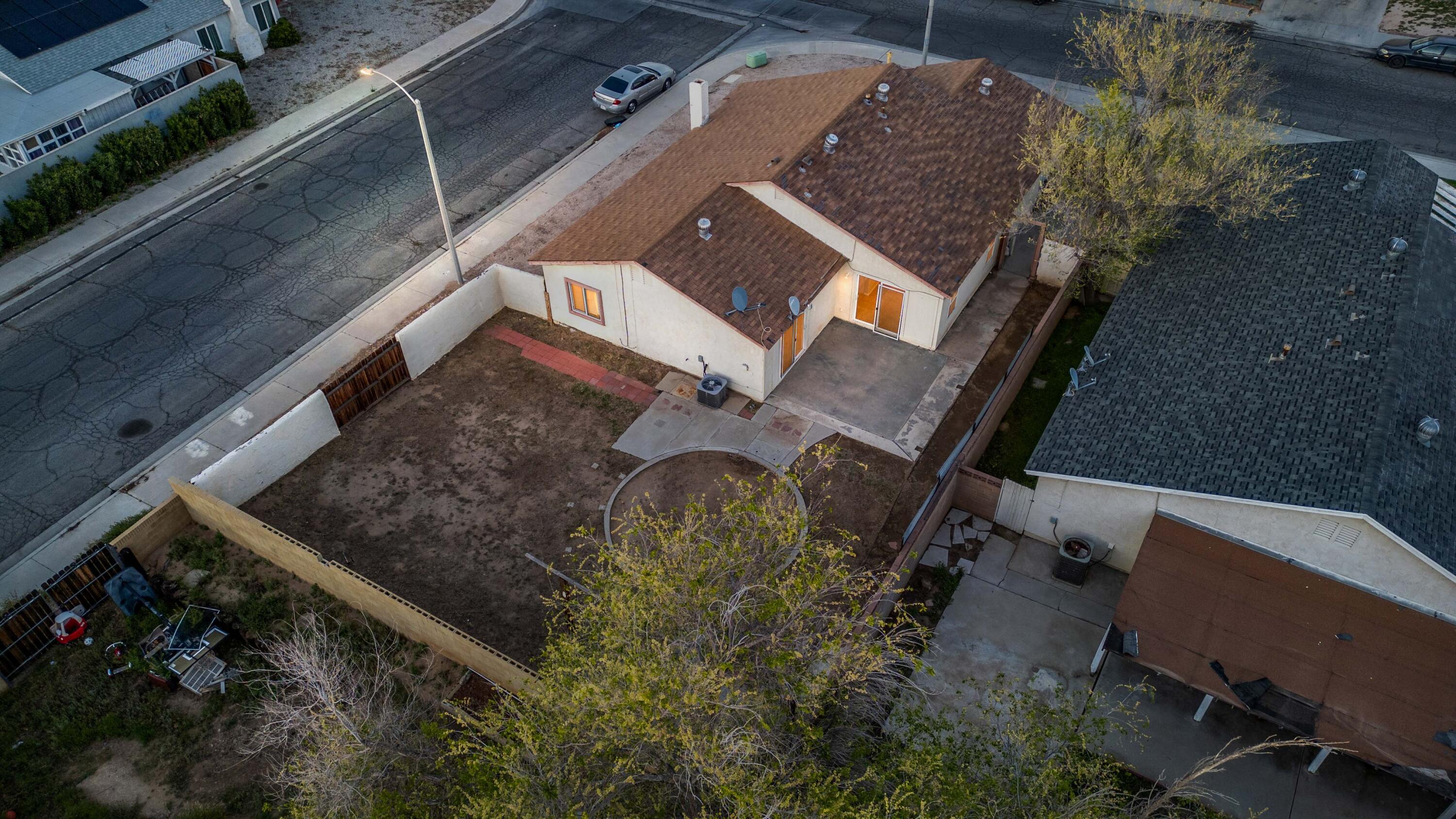 44519 Benald Street Lancaster, CA 93535 - Photo 28 of 29 44519 Benald St-28