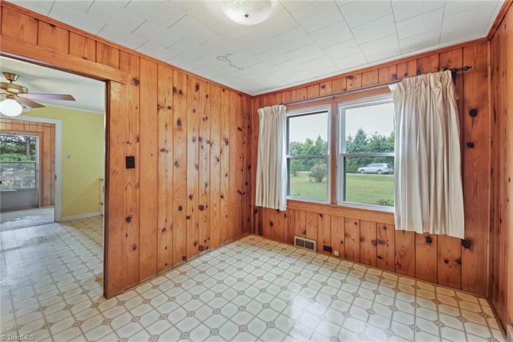 291 Motsinger Road Winston-Salem, NC 27107 - Photo 5 of 26 Gallery Image 5