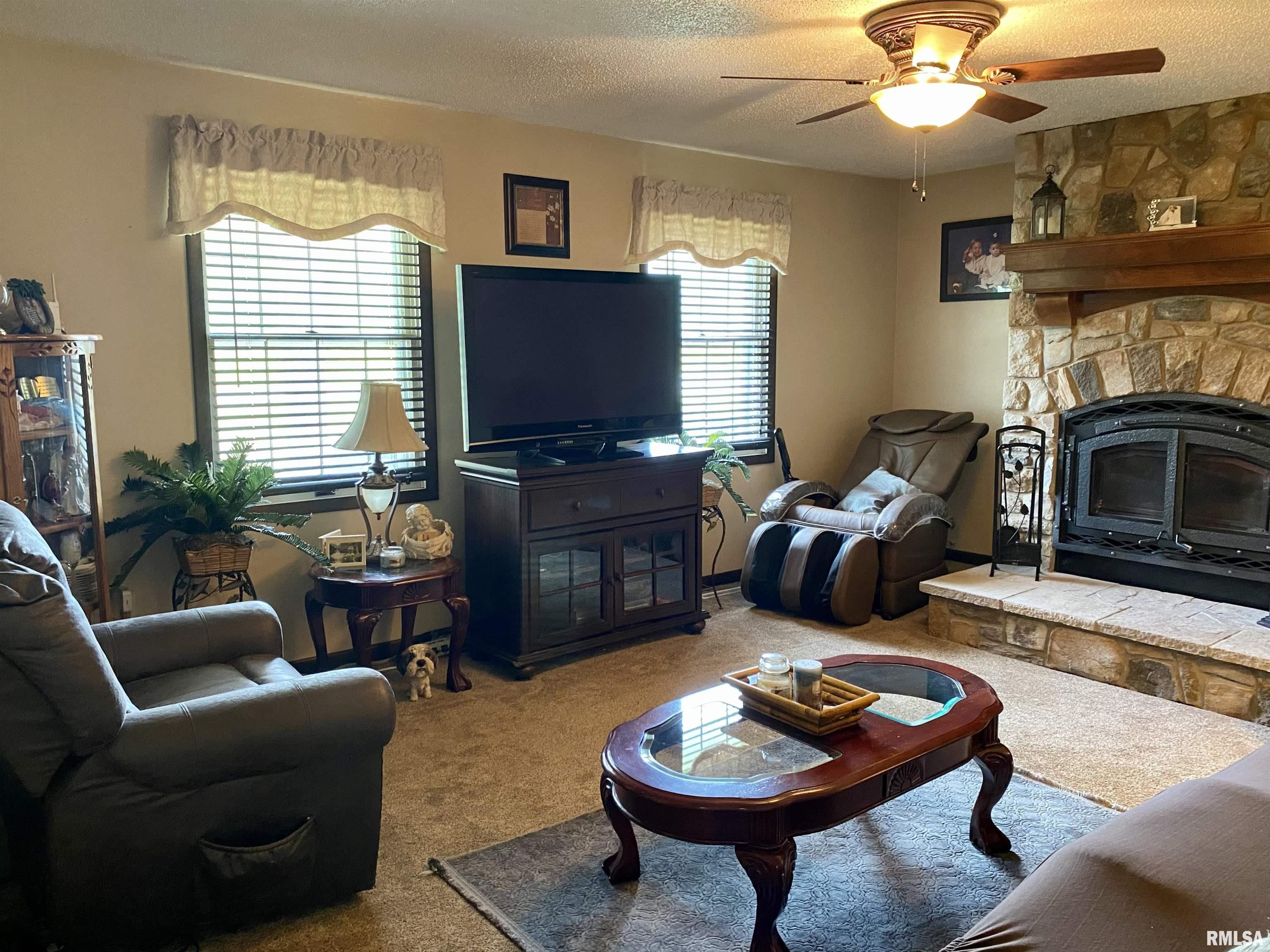 2270 North Coal Road Colchester, IL 62326 - Photo 11 of 46 Gallery Image 11