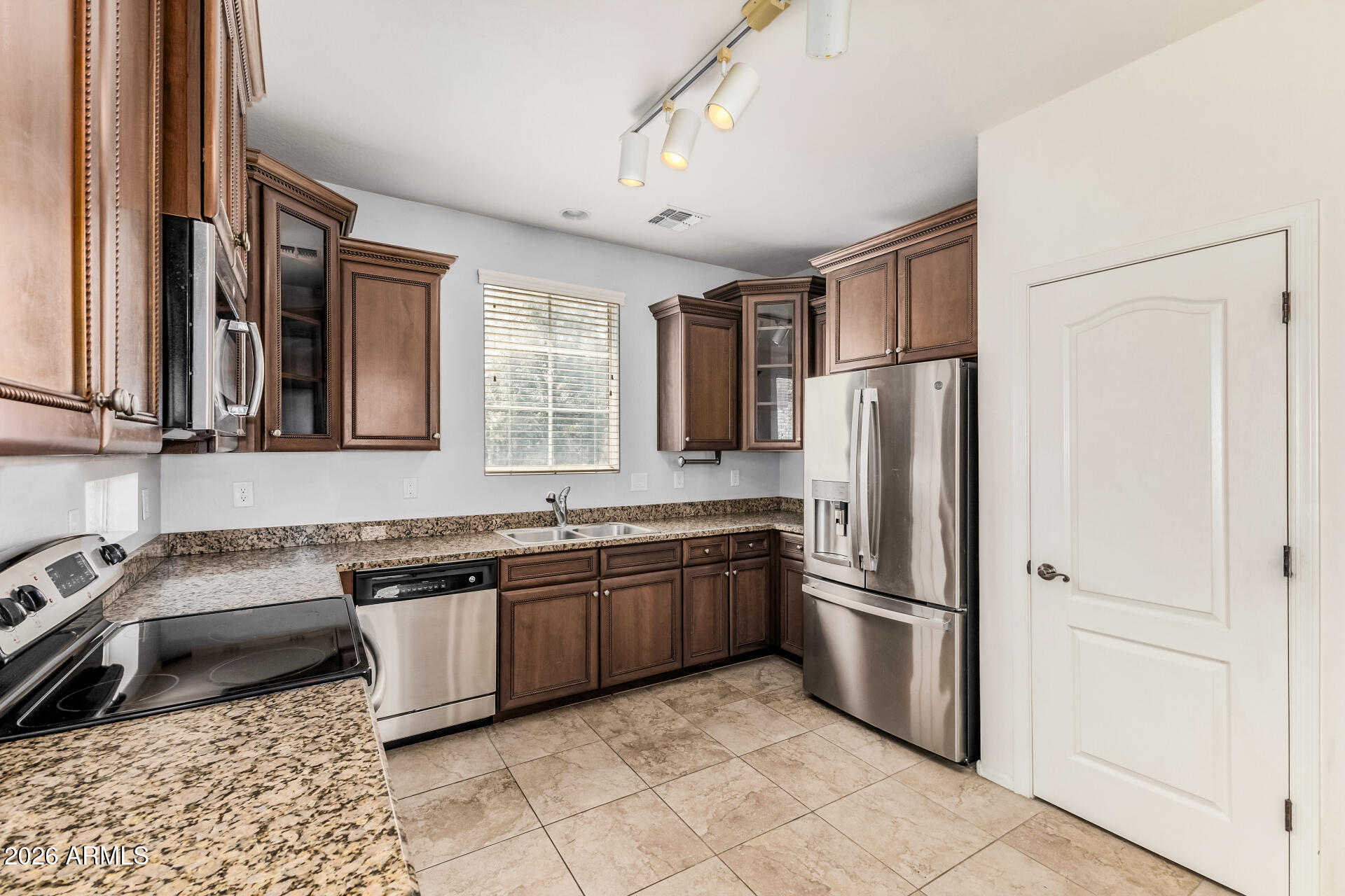 4188 East Tulsa Street Gilbert, AZ 85295 - Photo 5 of 30 13 Tulsa