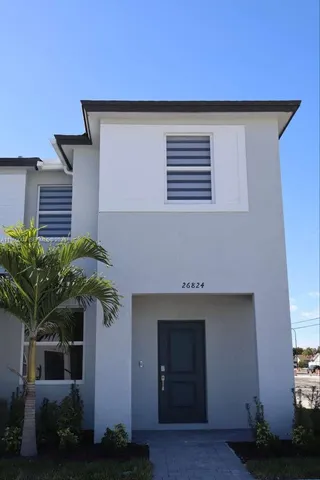 $2,700 | 26824 Southwest 121st Avenue, Homestead, FL 33032