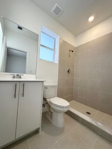 $2,700 | 26824 Southwest 121st Avenue, Homestead, FL 33032