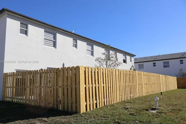 $2,700 | 26824 Southwest 121st Avenue, Homestead, FL 33032