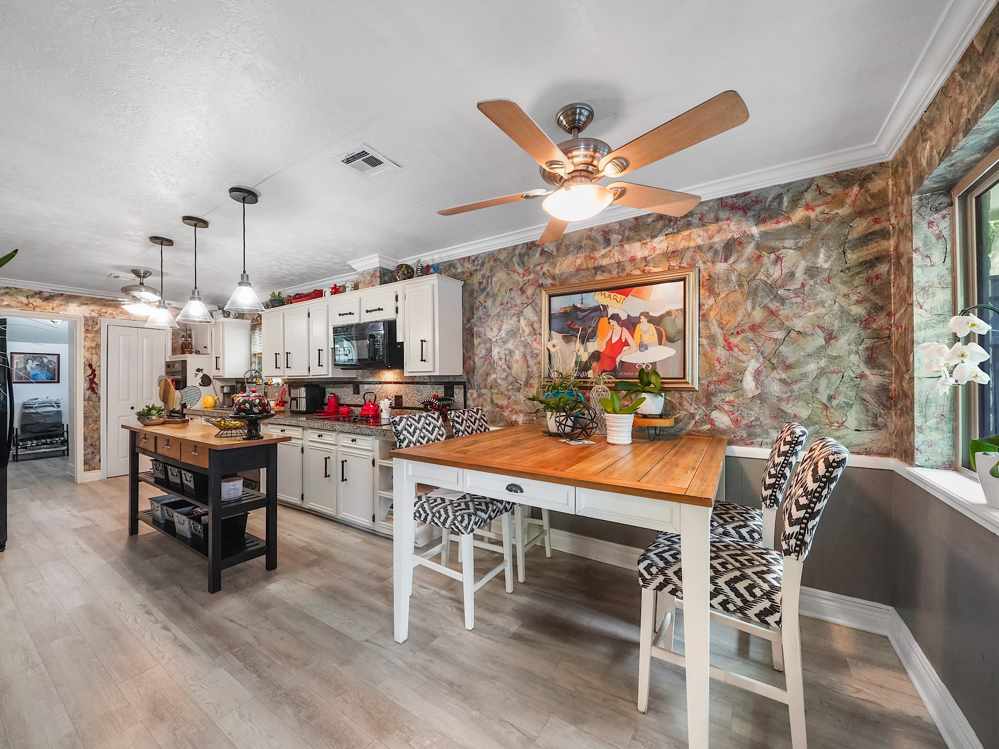 14014 Locke Lane Houston, TX 77077 - Photo 13 of 38