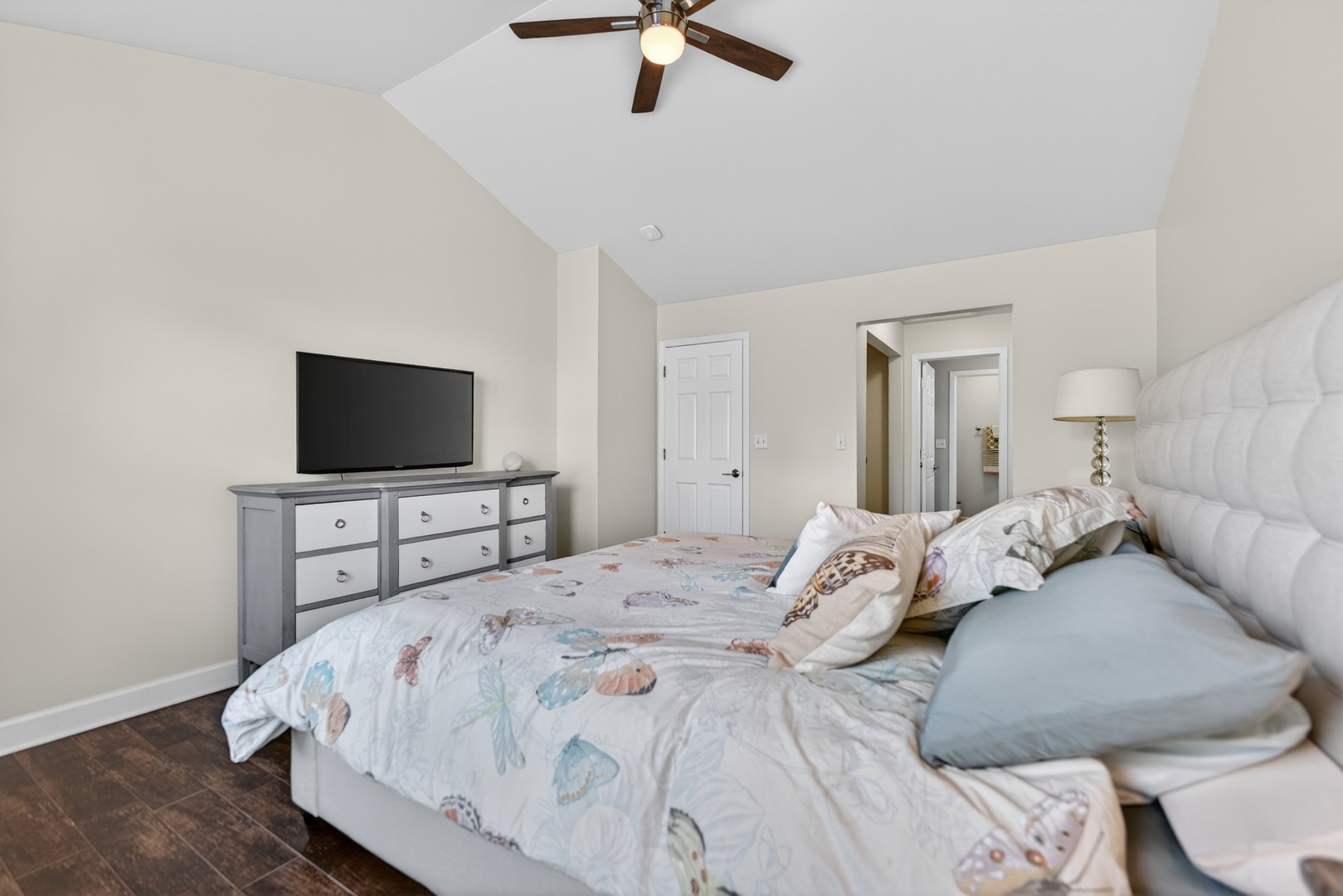 270 Grand Ridge Road St. Charles, IL 60175 - Photo 19 of 37 Gallery Image 19