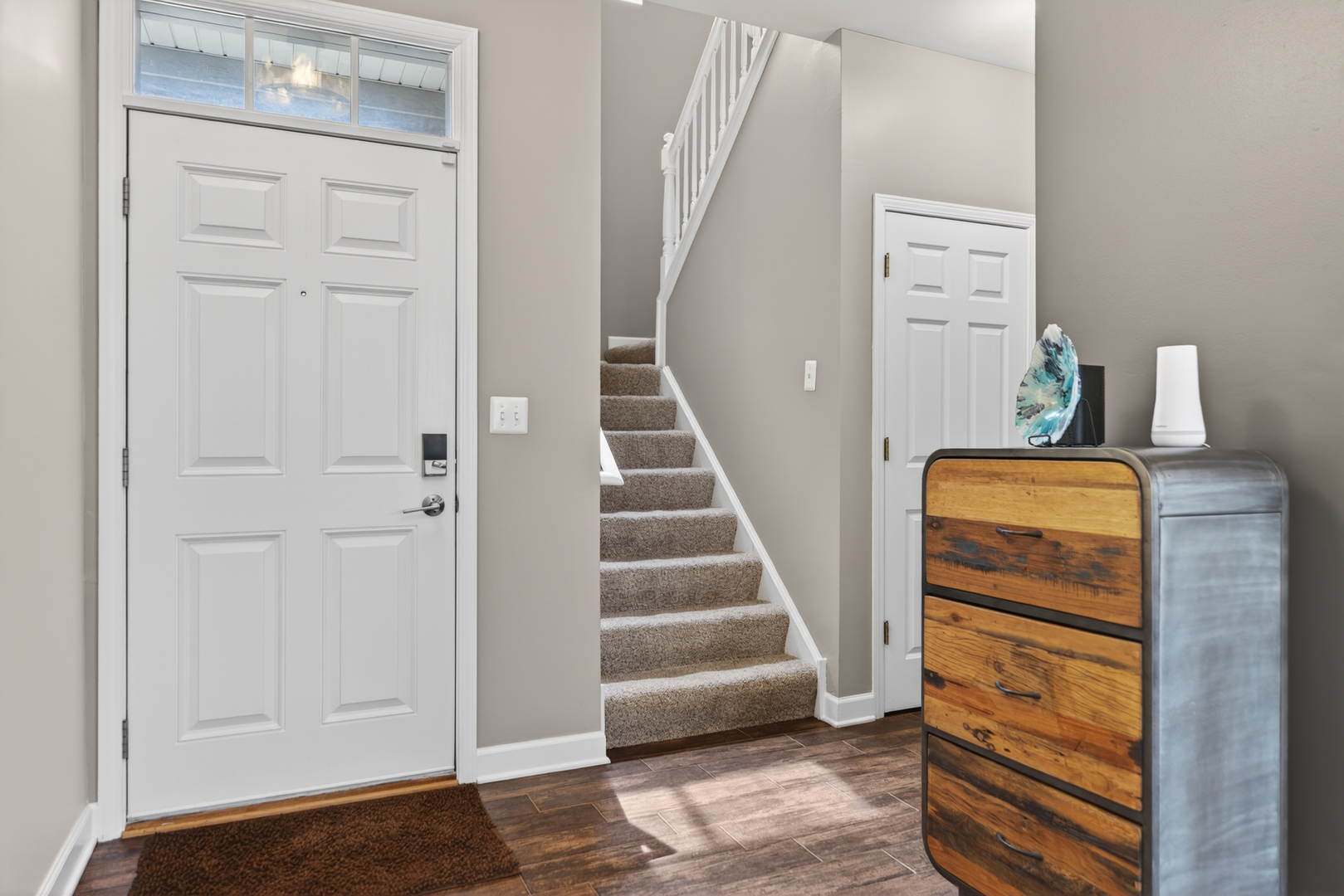 270 Grand Ridge Road St. Charles, IL 60175 - Photo 5 of 37 Gallery Image 5