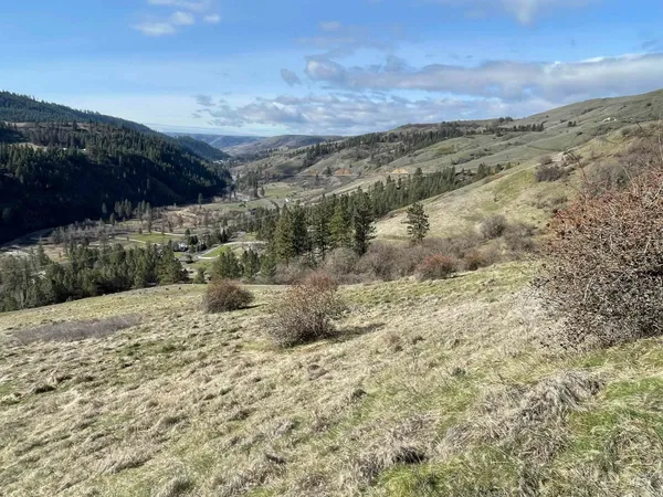 $895,000 | 1028 Redemption Lane, Kendrick, ID 83537