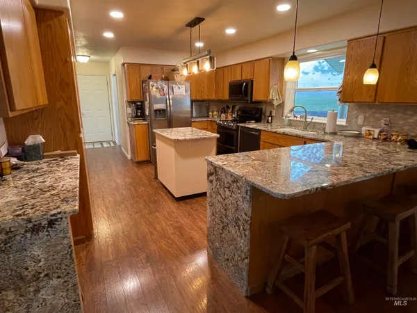 $895,000 | 1028 Redemption Lane, Kendrick, ID 83537