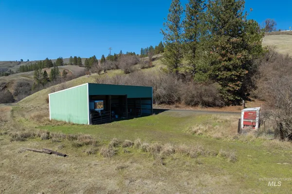 $895,000 | 1028 Redemption Lane, Kendrick, ID 83537