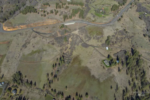 $895,000 | 1028 Redemption Lane, Kendrick, ID 83537