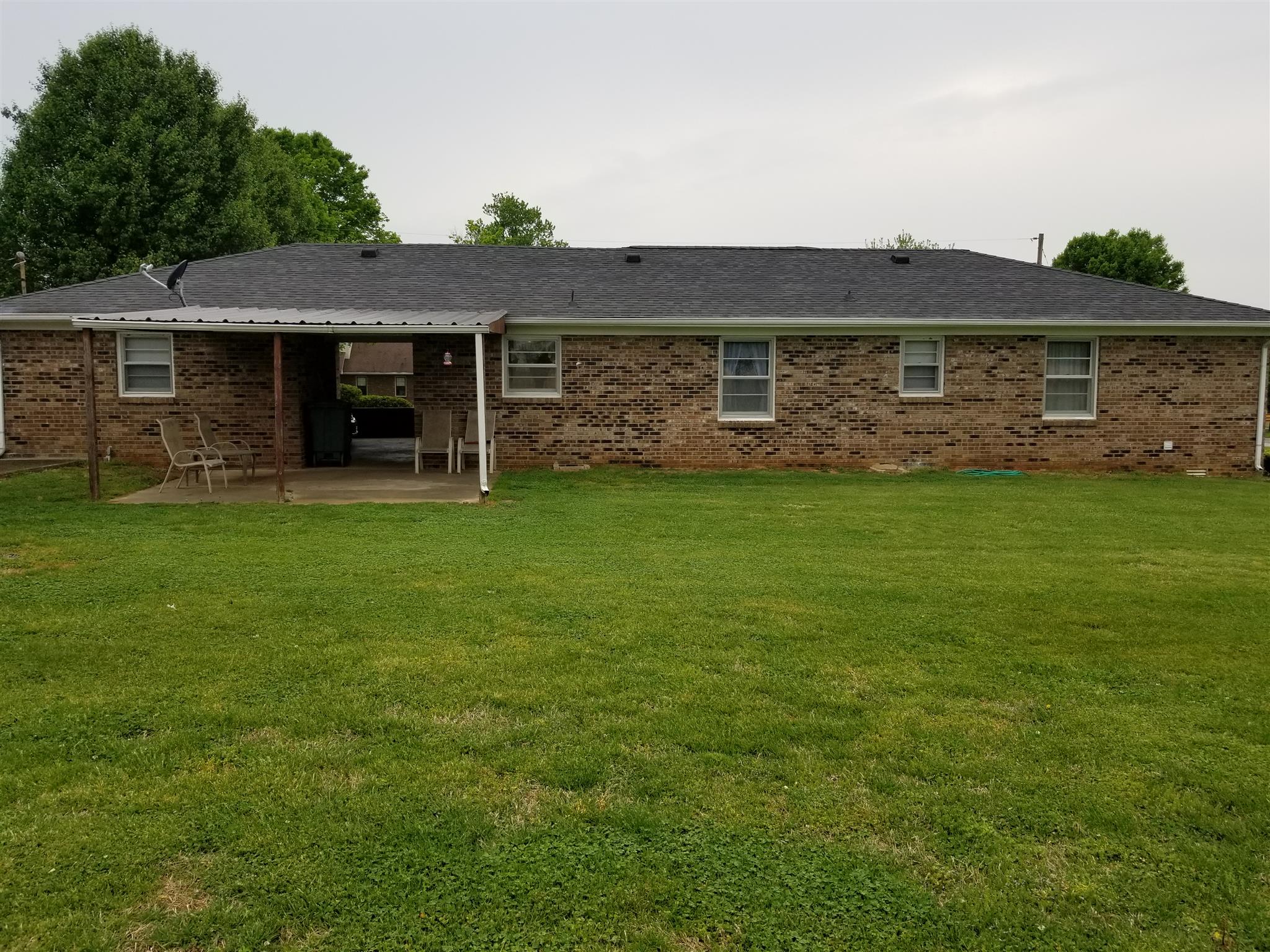 102 Riggs Avenue Portland, TN 37148 - Photo 3 of 18 Gallery Image 3
