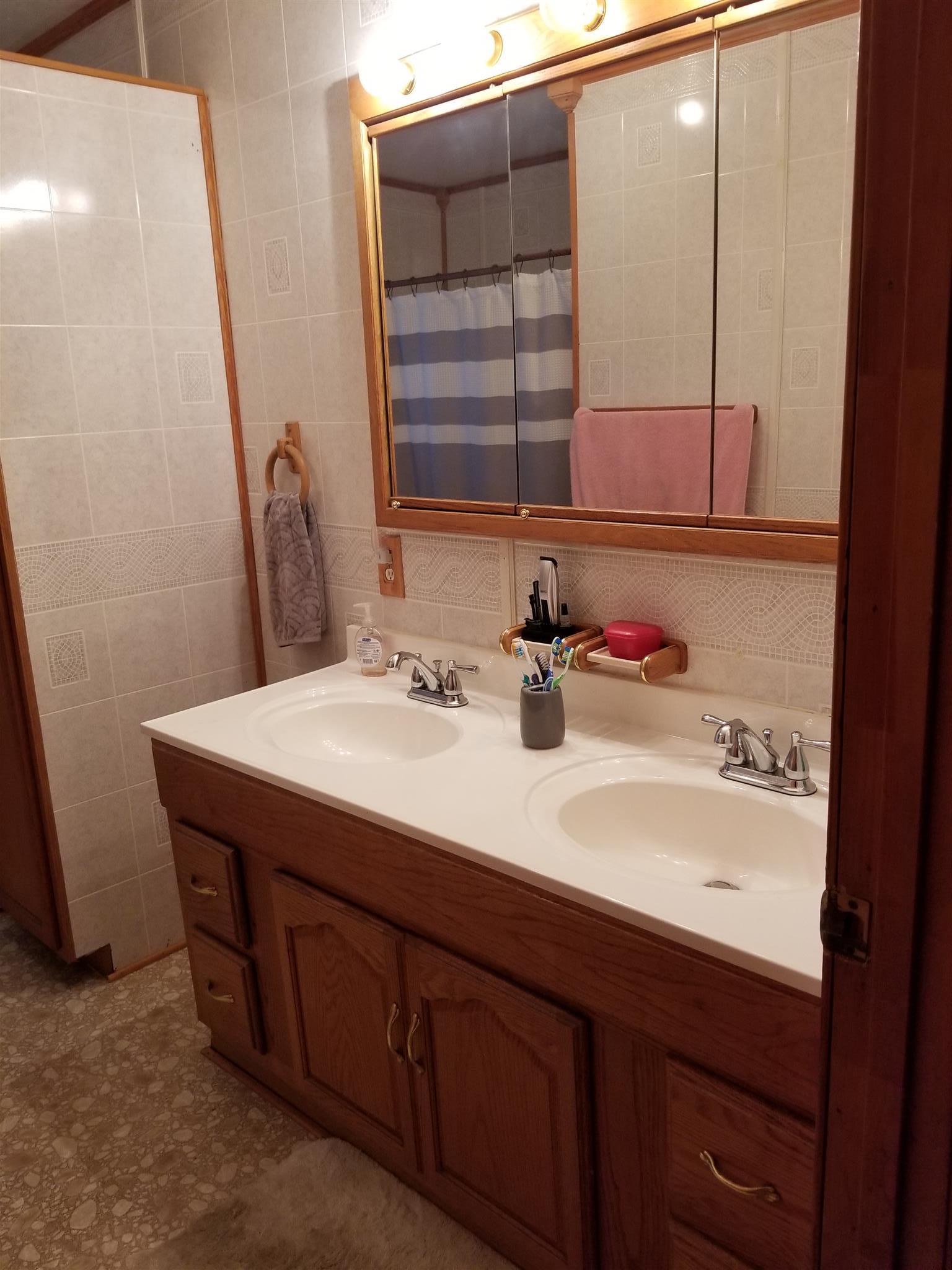 102 Riggs Avenue Portland, TN 37148 - Photo 8 of 18 Gallery Image 8