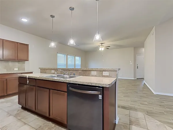 $315,000 | 31218 Roos River Drive, Cypress, TX 77433