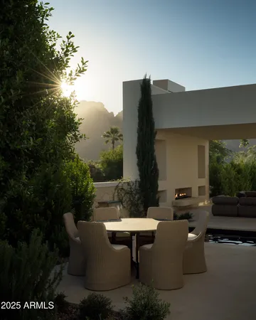 $12,750,000 | 4510 East Maderos Del Cuenta Drive, Paradise Valley, AZ 85253
