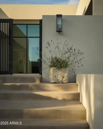 $12,750,000 | 4510 East Maderos Del Cuenta Drive, Paradise Valley, AZ 85253