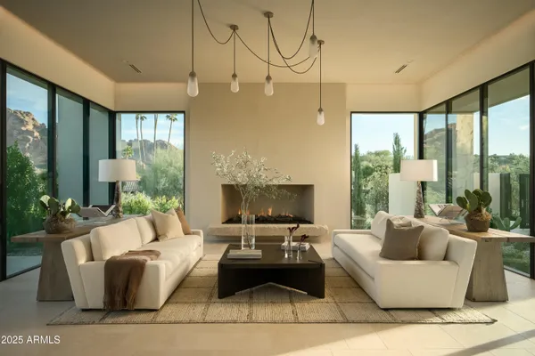 $12,750,000 | 4510 East Maderos Del Cuenta Drive, Paradise Valley, AZ 85253