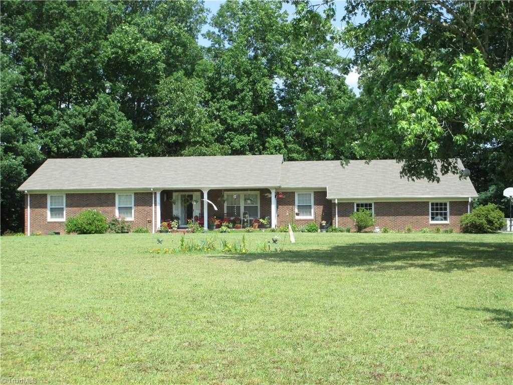 4520 Smith Road Burlington, NC 27215 - Photo 1 of 15 Brick Ranch w/5+Acs