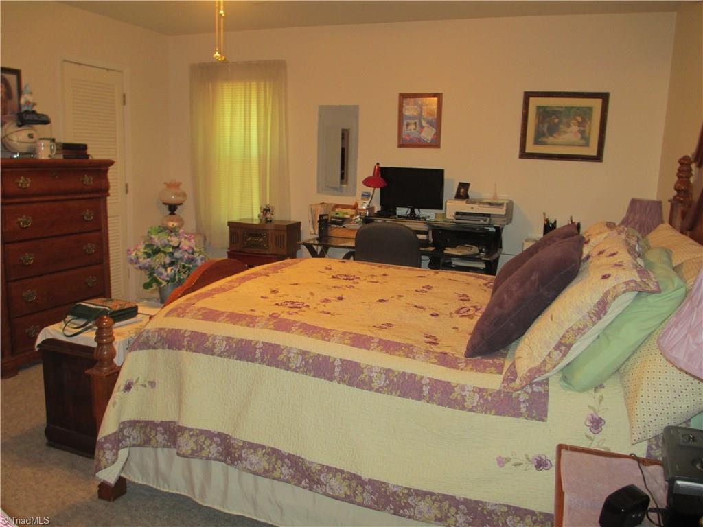 4520 Smith Road Burlington, NC 27215 - Photo 13 of 15 Another Bedroom View