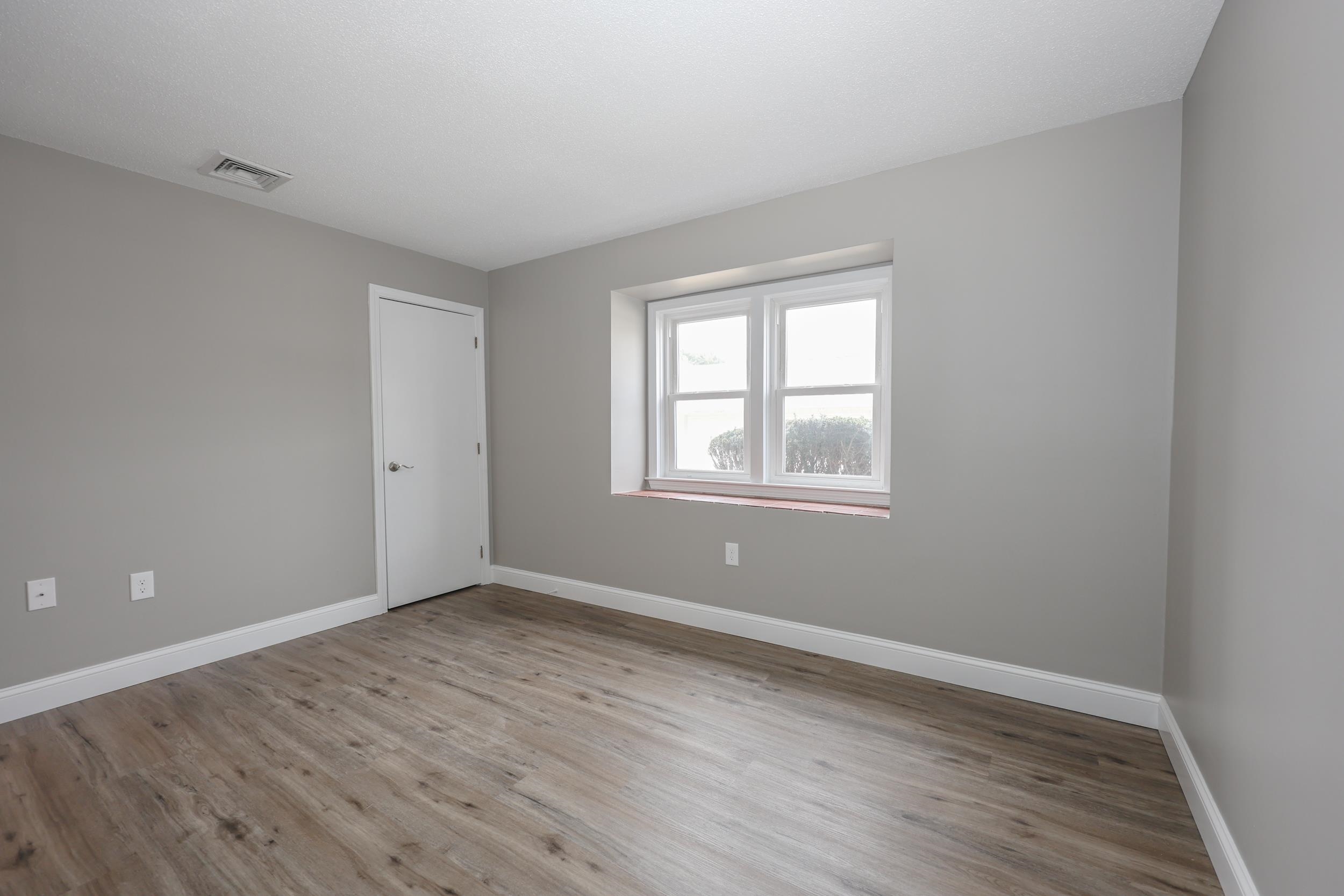 3 Roedean Drive, Unit 101 Nashua, NH 03063 - Photo 24 of 28