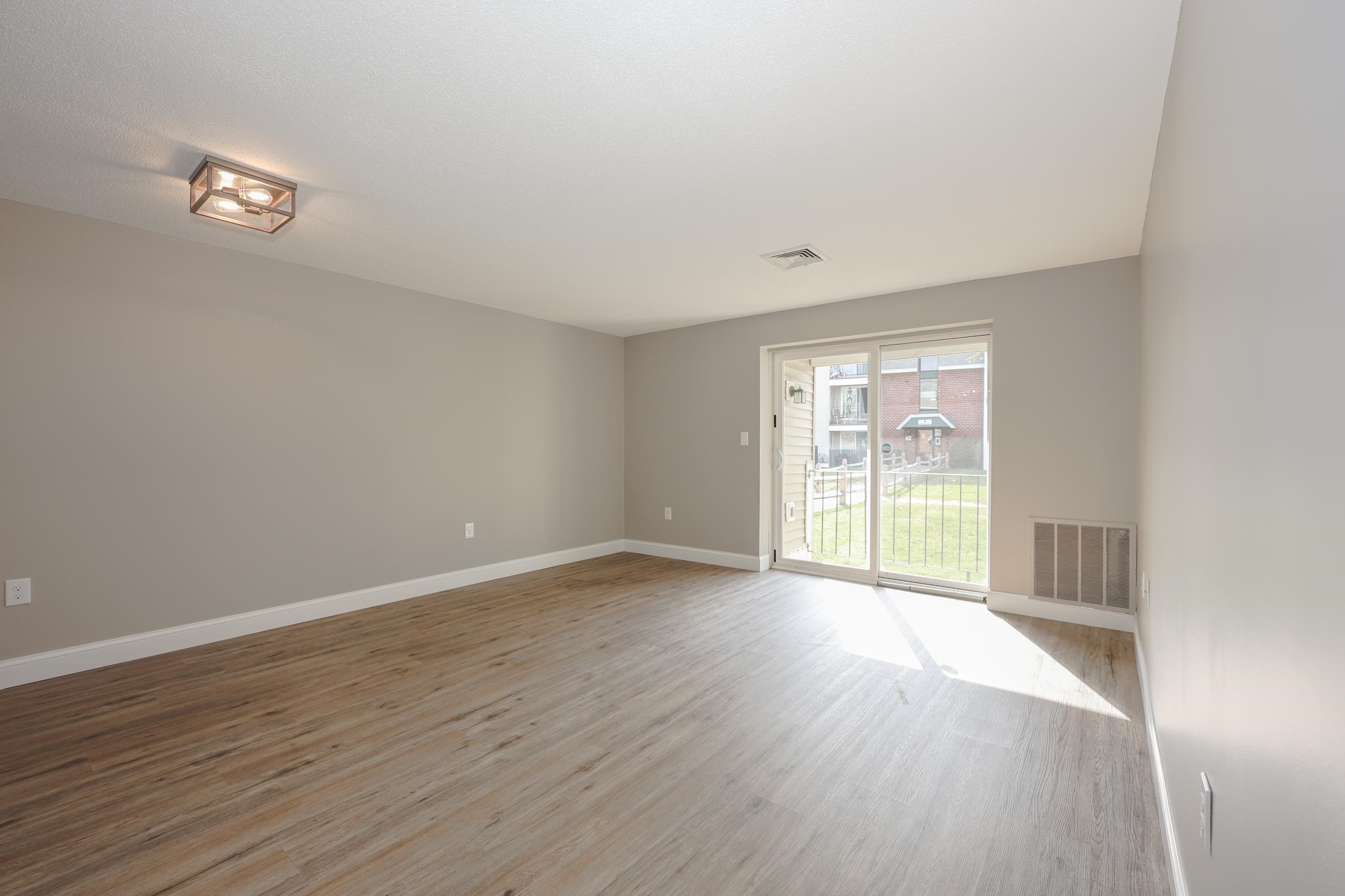 3 Roedean Drive, Unit 101 Nashua, NH 03063 - Photo 27 of 28