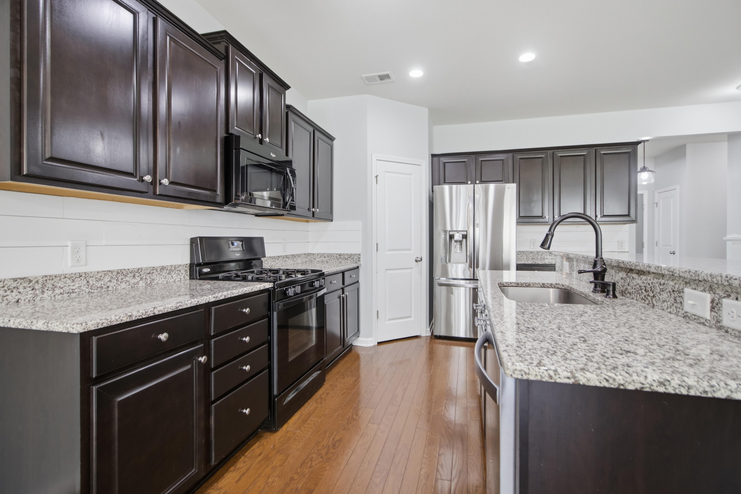 271 Decatur Drive Summerville, SC 29486 - Photo 21 of 61