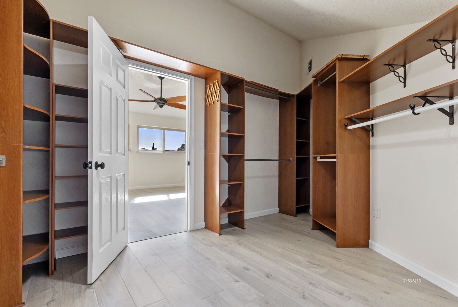 713 Sydnor Avenue Ridgecrest, CA 93555 - Photo 30 of 48 Gallery Image 30